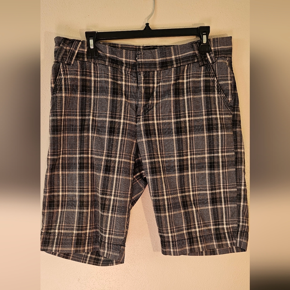 Calvin Klein Jeans Black & White Plaid Flat Front Men's Shorts